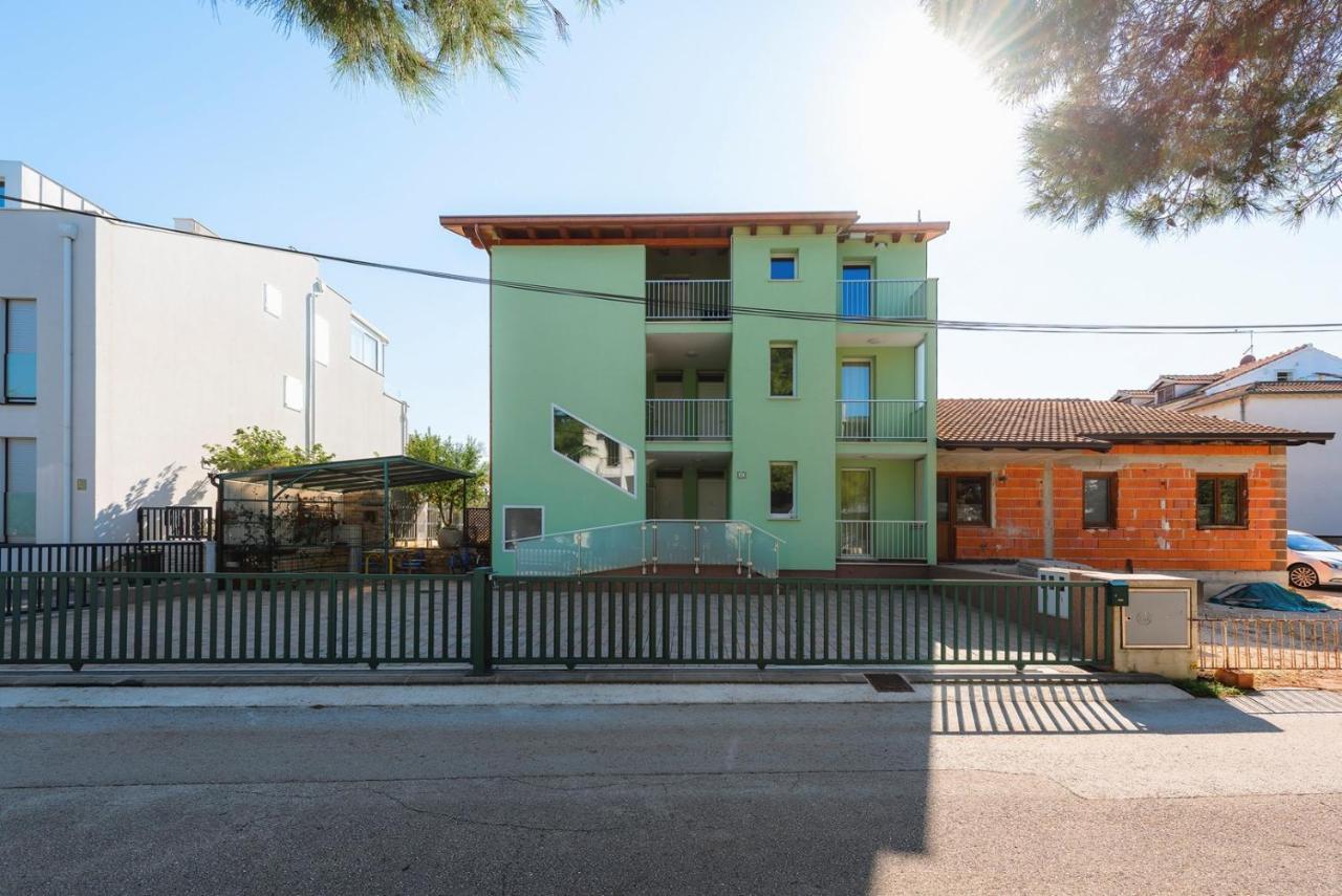 Andrea House With Apartments Umag Ngoại thất bức ảnh