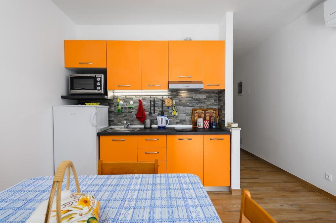 Andrea House With Apartments Umag Ngoại thất bức ảnh