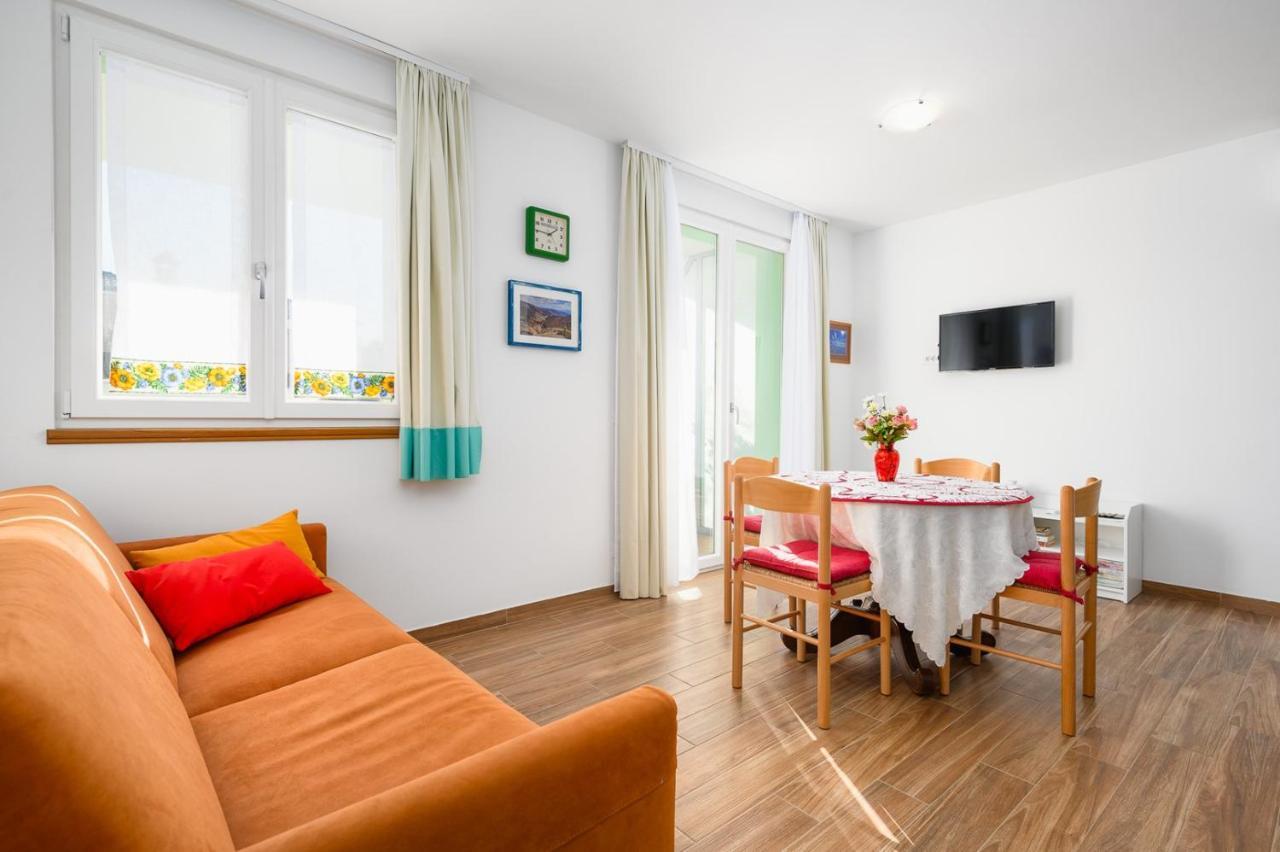 Andrea House With Apartments Umag Ngoại thất bức ảnh