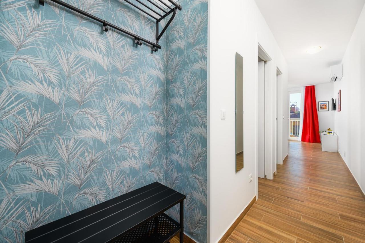 Andrea House With Apartments Umag Ngoại thất bức ảnh