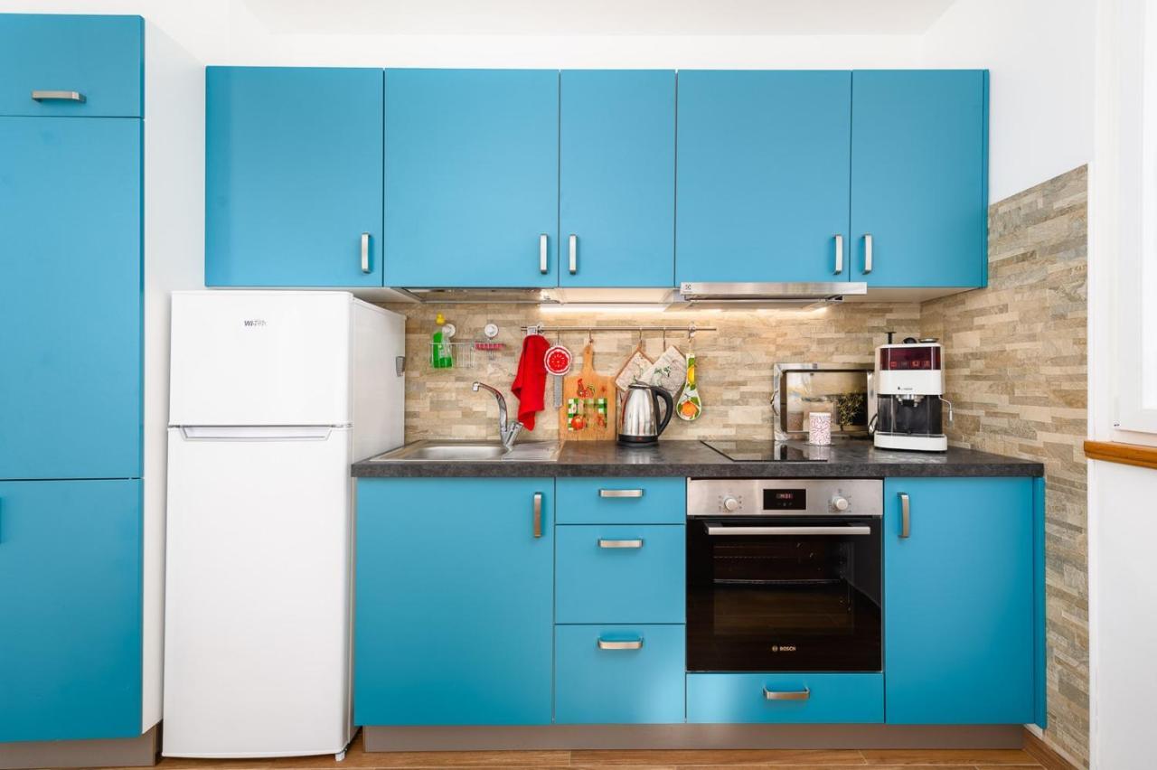 Andrea House With Apartments Umag Ngoại thất bức ảnh