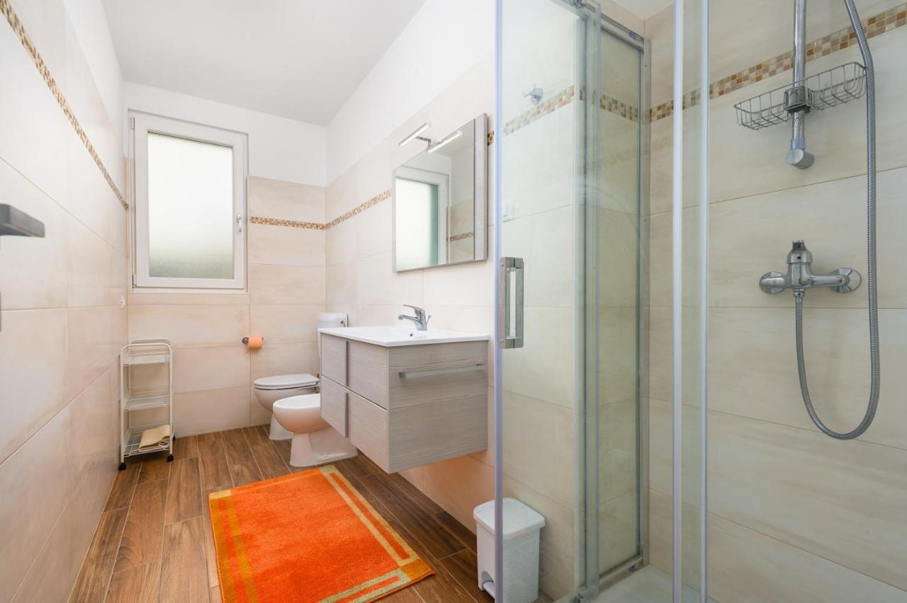 Andrea House With Apartments Umag Ngoại thất bức ảnh